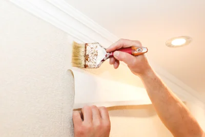 Pose de papier peint à Vallangoujard — revêtements muraux et toiles de verre